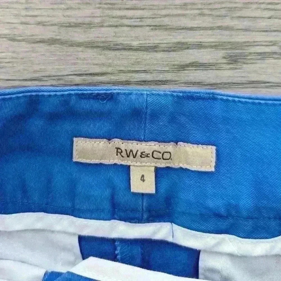 RW&Co. Blue Shirt - size 4 - Picture 3 of 4